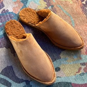 NWOT Free People Nova Fur Lined Slipper Size 36.5